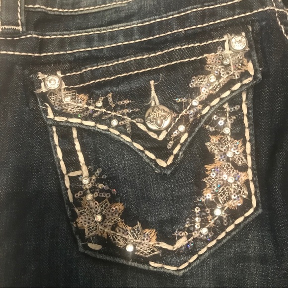 Miss Me Signature Boot Stretch Jean - Picture 5 of 6